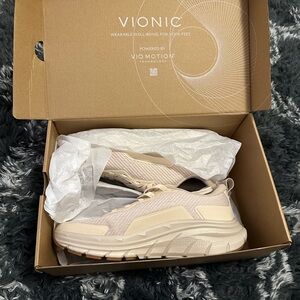 Vionic Women's Beige and Cream Sneakers